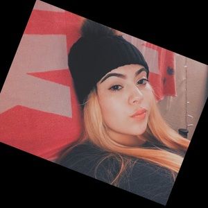 Meet your Posher, Angelica